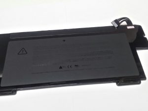 A1245 Battery for Apple MacBook Air 13 inch A1237 Early 2008 (Original), A1304 (Late 2008, Mid 2009